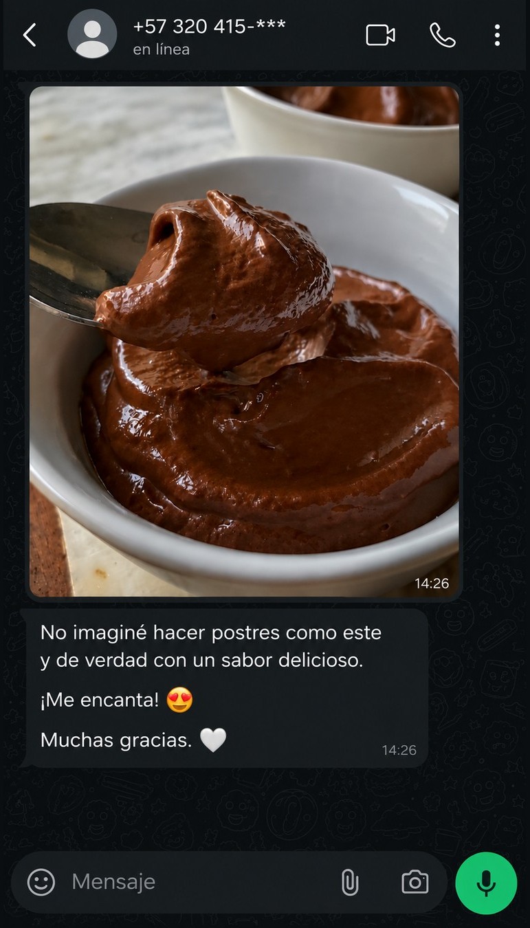 Testimonio real de una clienta: mousse de chocolate en un bowl blanco